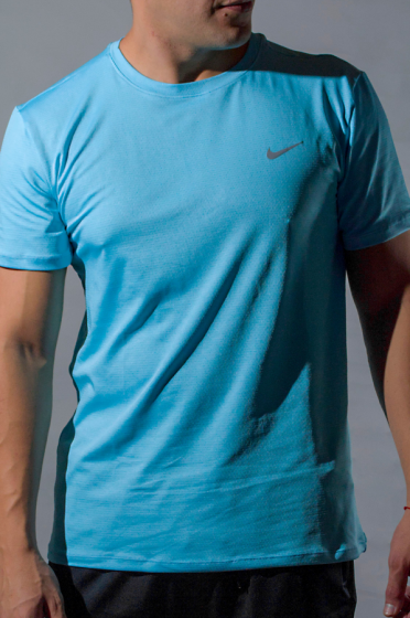 REMERA DRY FIT