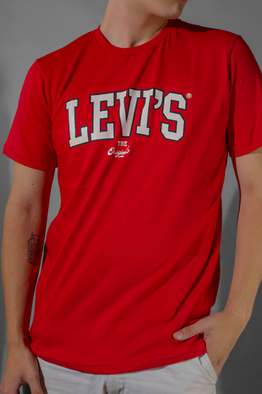 REMERA LEVIS UNIVERSITARIA