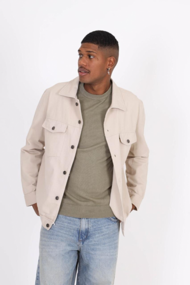 CHAQUETA DE GABARDINA